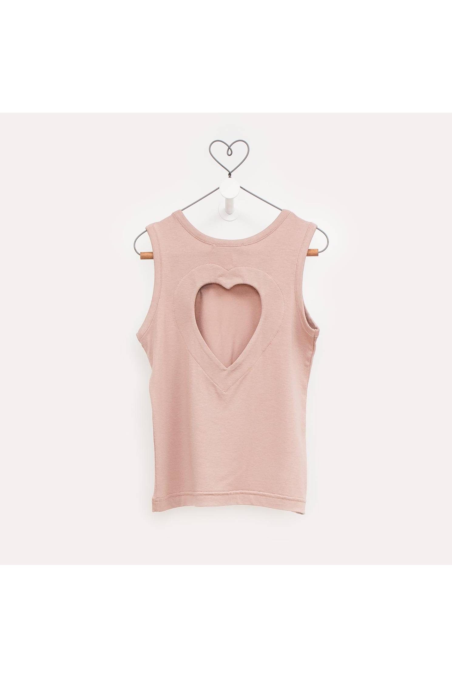 camiseta corazon nude
