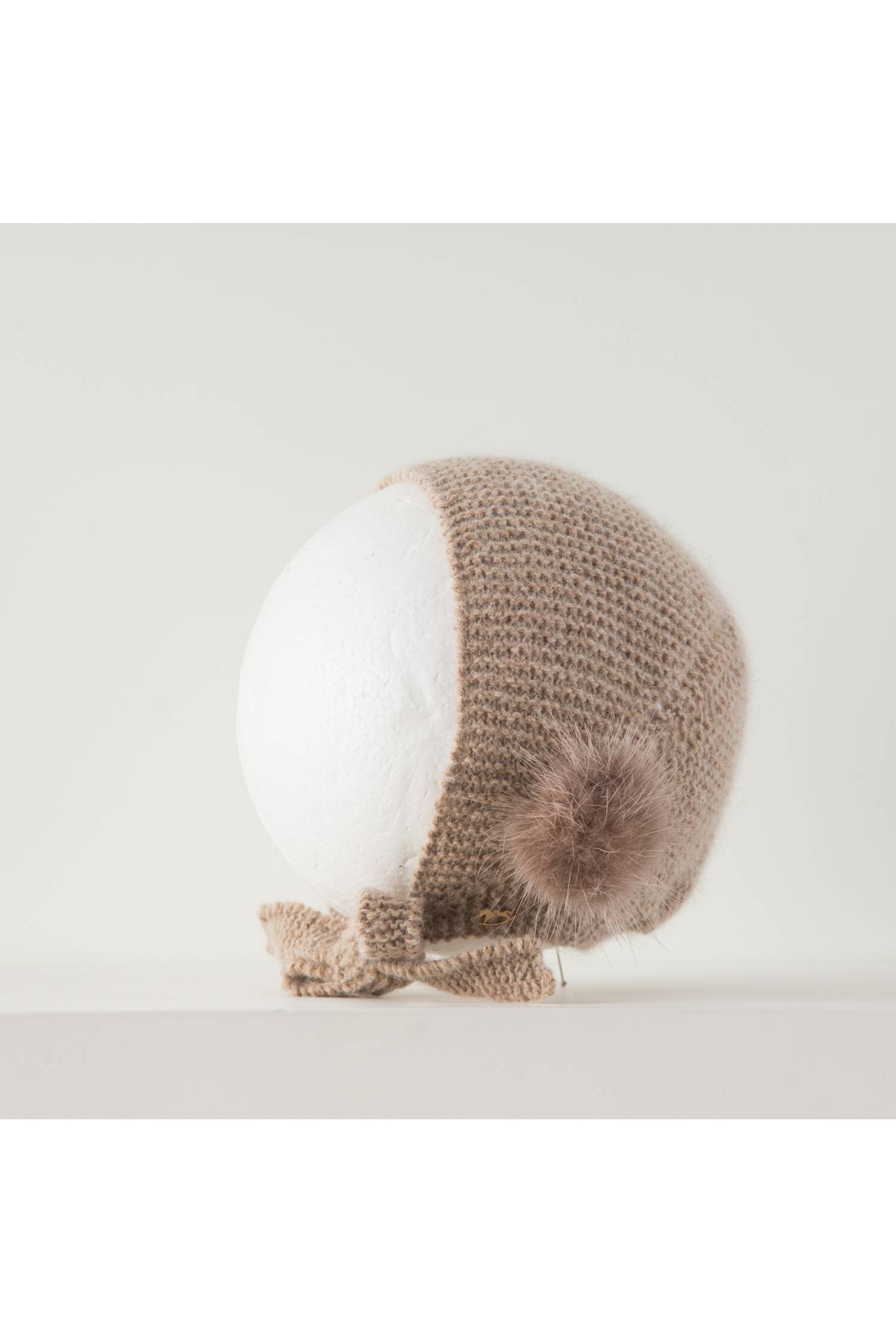 capota canastilla lazada punto cashmere vison pompon vison
