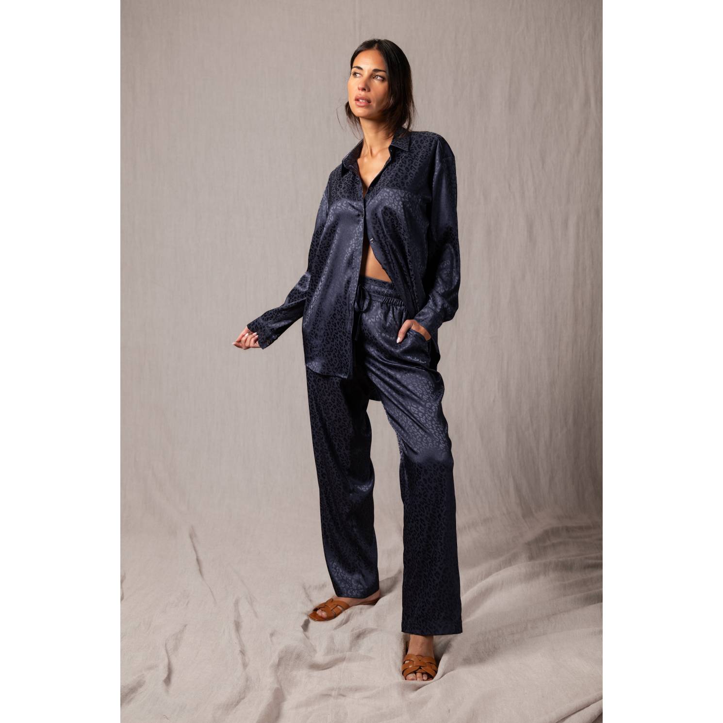 pantalon print satinado navy