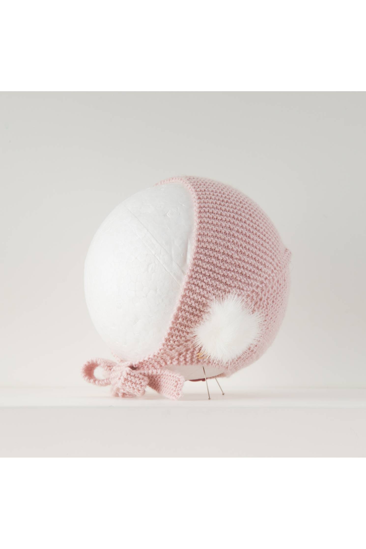 capota canastilla lazada punto merino rosa empolv pompon vison