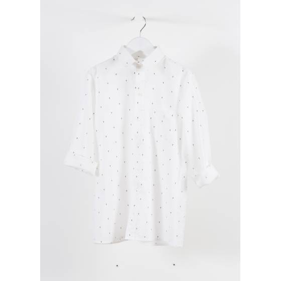 camisa sastre blanco cruces negras