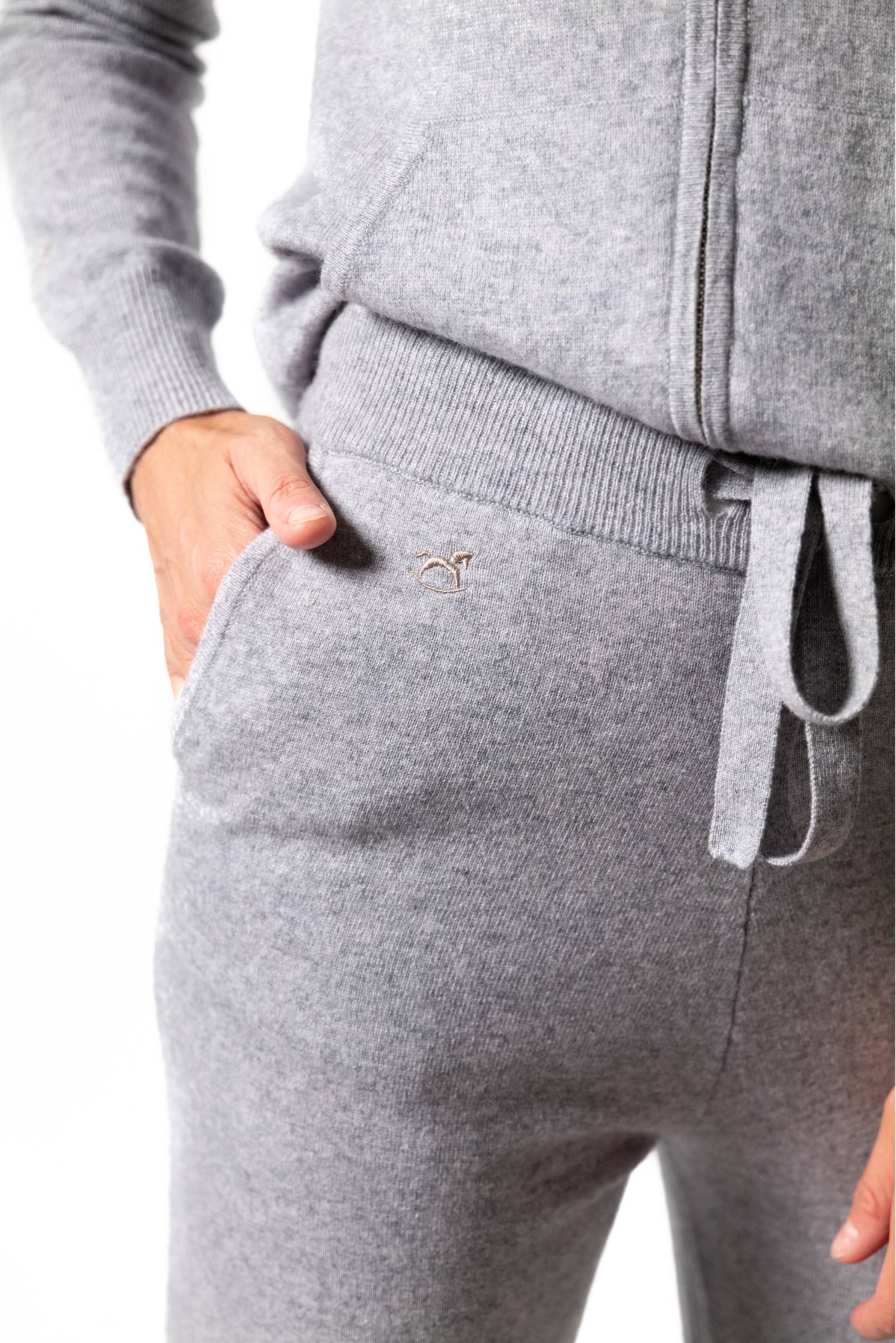 pantalon punto cashmere clean grey