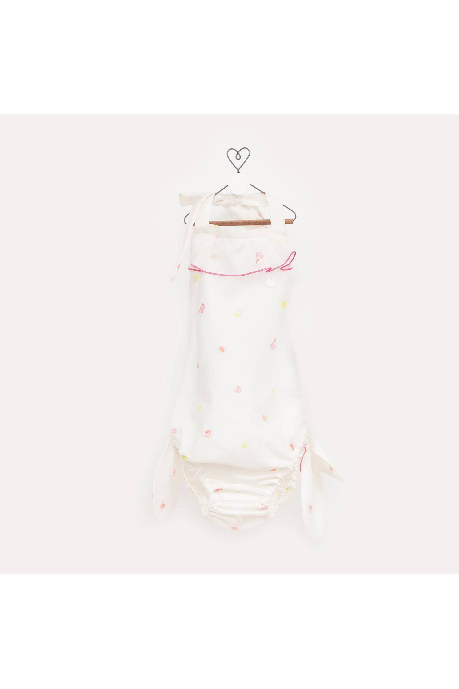 baador nia flores fluor