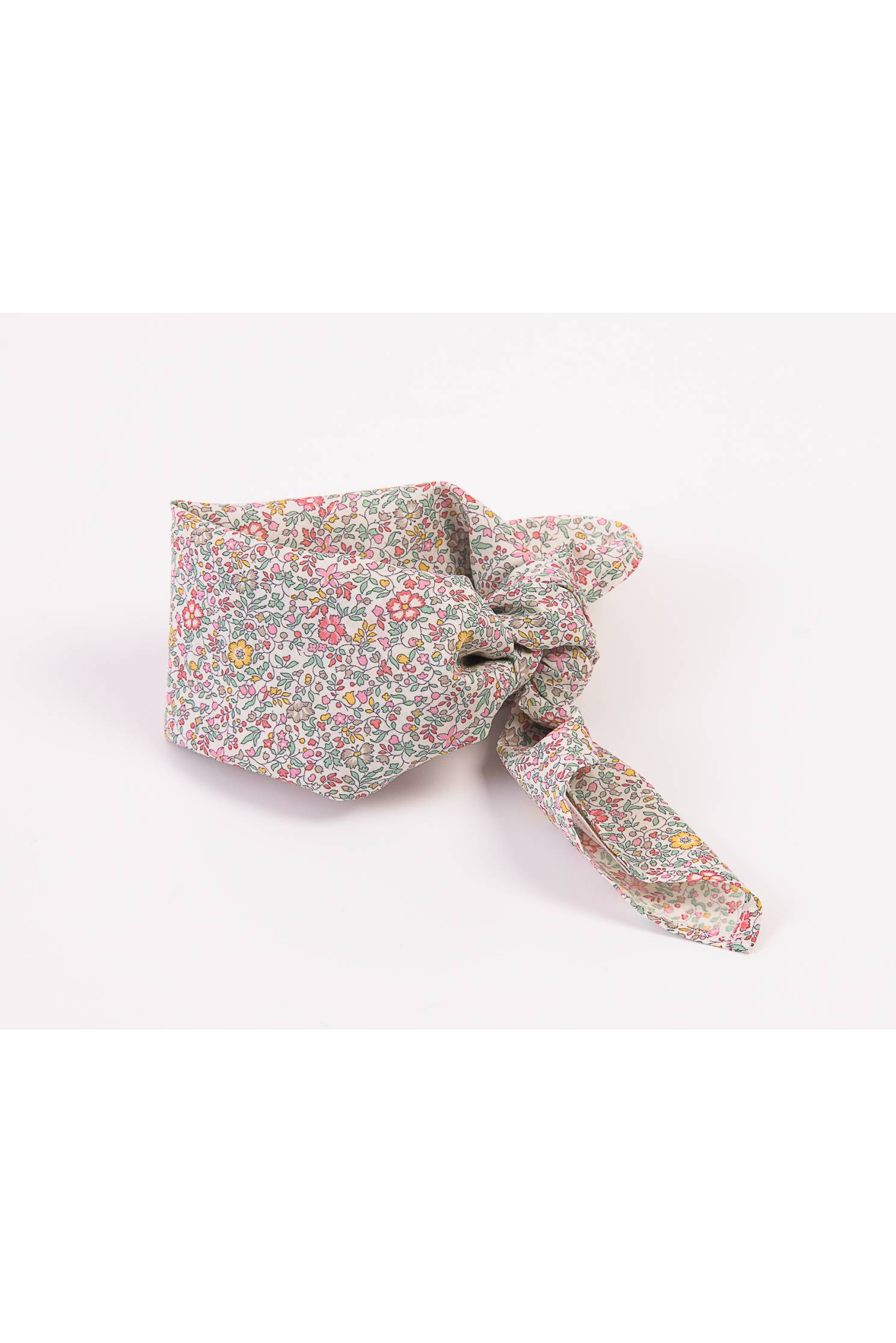 pauelo liberty flor rosa empolvado mostaza