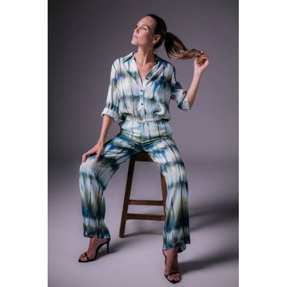 conjunto fluido verde azul